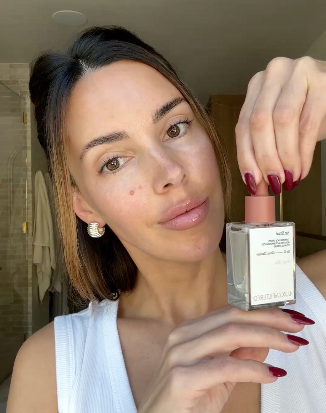 How to Use Glow Drops on Your Face
