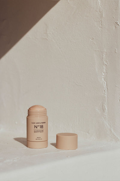 N°18 Illuminating Beauty Balm - + LUX UNFILTERED